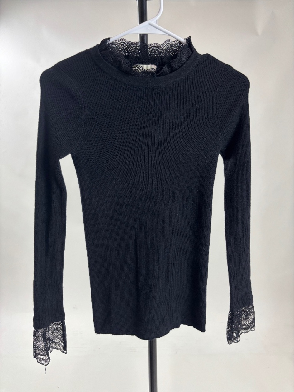 Soft ribbed knit long sleeve top